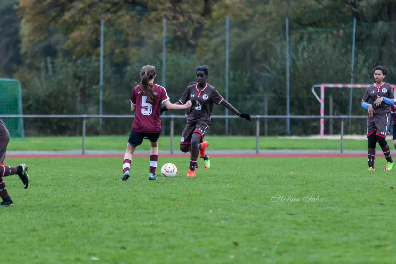 Bild 201 - C-Juniorinnen Halstenbek-Rellingen - St.Pauli : Ergebnis: 0:5